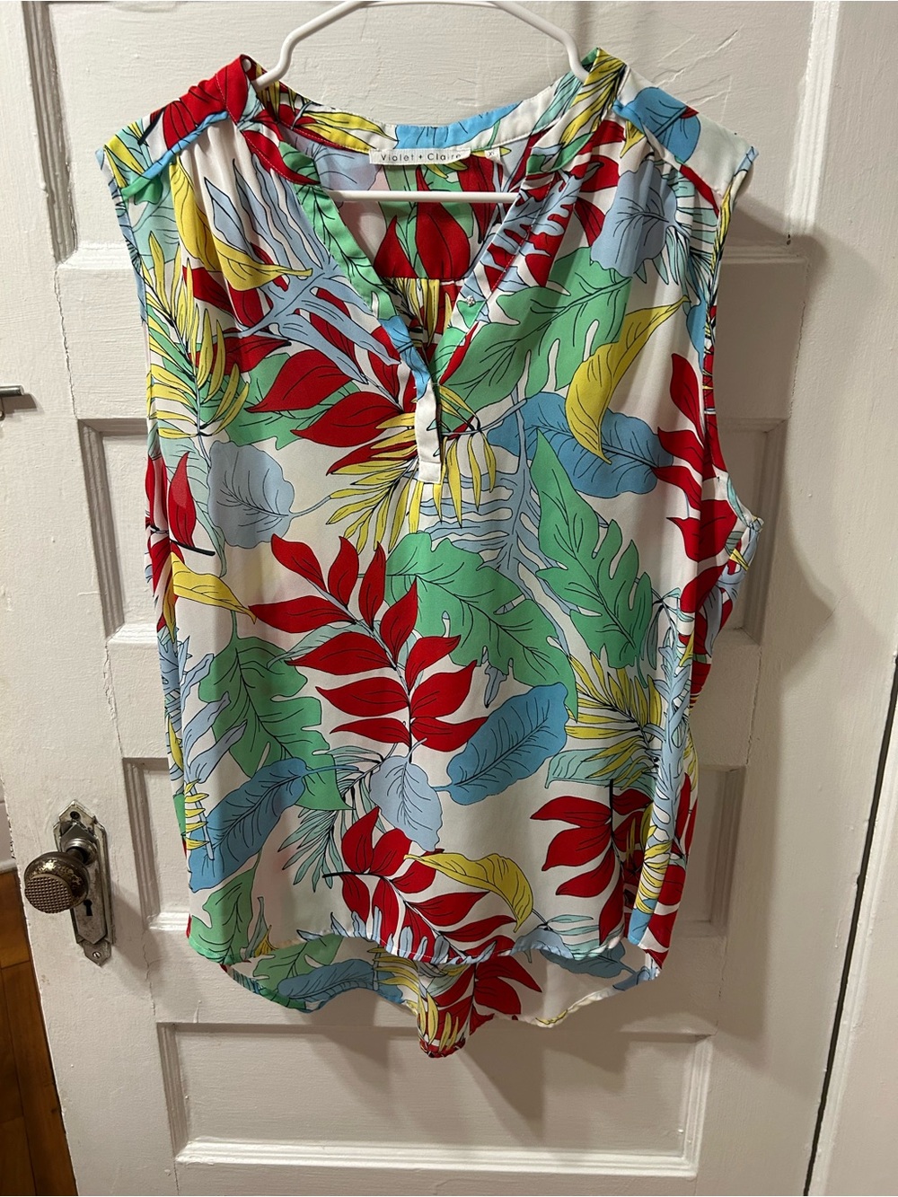 Tropical botanical print sleeveless blouse size XL